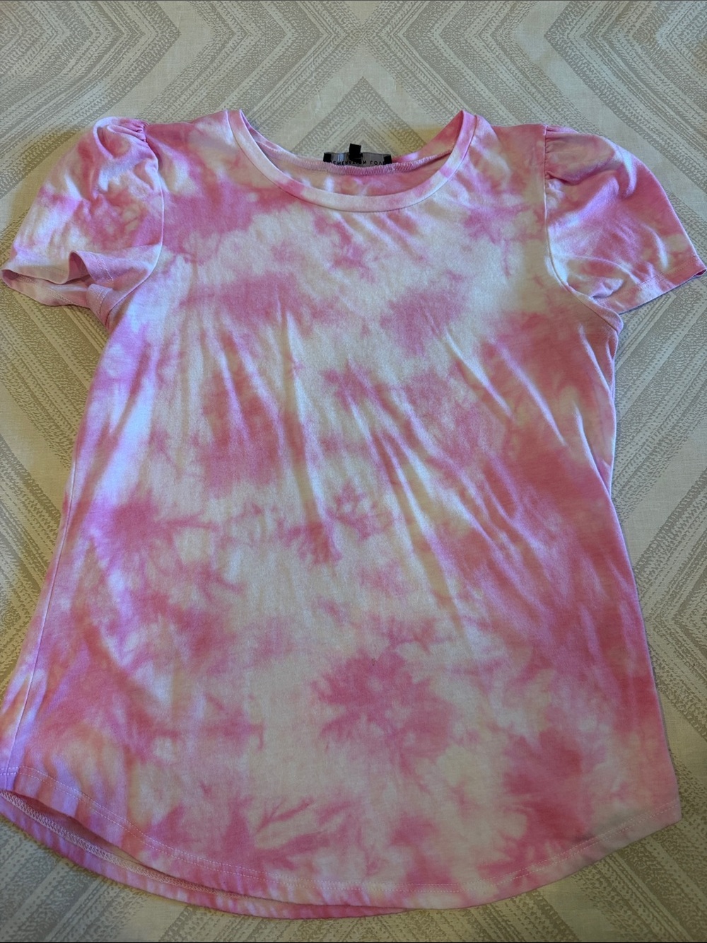 Generation Love Pink & White Tie Dye Puff Sleeve Top – Size Small